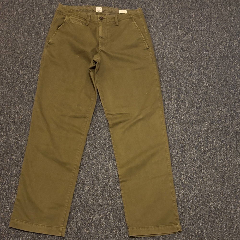 GAP Men's Olive Green Chinos